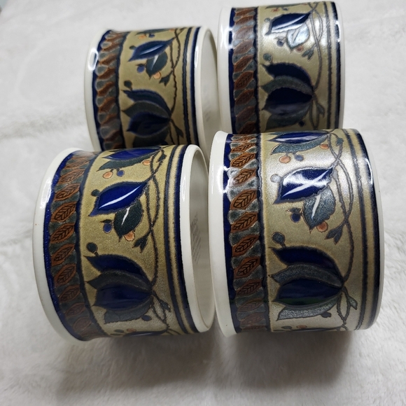 Mikasa Intaglio ARABELLA Floral Blue and Brown Ceramic Mugs Set Of 4. - Picture 5 of 12
